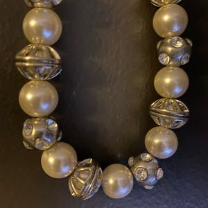 Chunky Faux Pearl Necklace